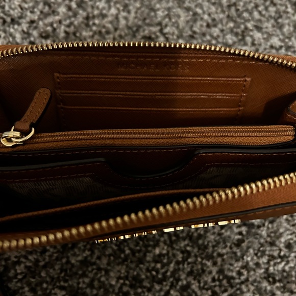 Michael Kors Wristlet Wallet - Picture 4 of 7